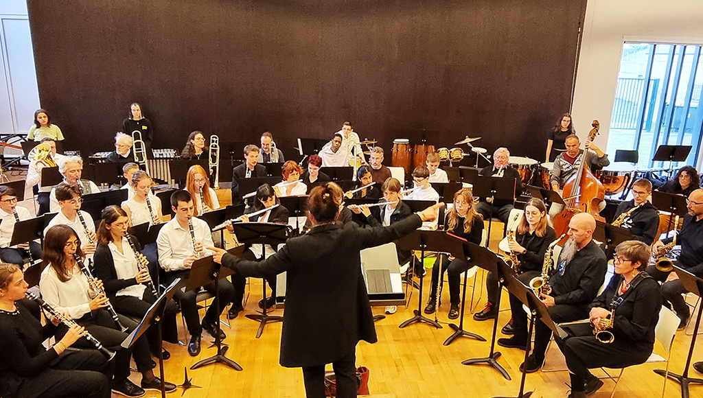 PHOTO DE GROUPE DE L'ORCHESTRE D'HARMONIE